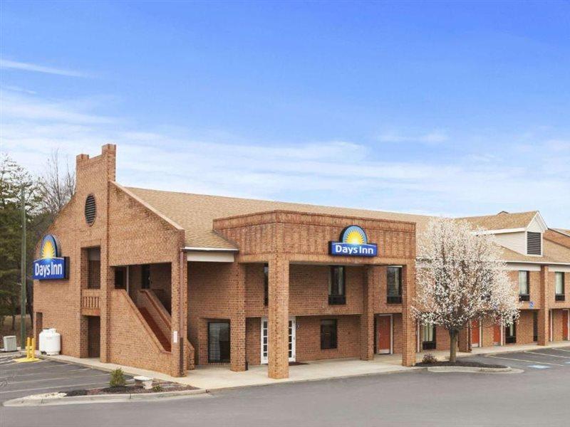 Days Inn By Wyndham Farmville Exterior foto